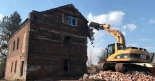 Демонтаж кирпичного дома Элиста, цена от 2972 руб.